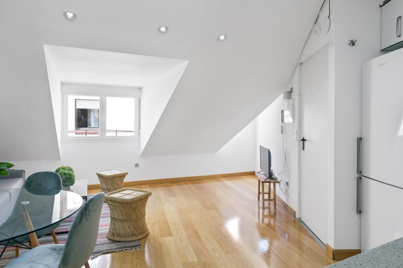 Gran Via - Donde Comienza Tu Mejor Experiencia Apartment Мадрид Екстериор снимка